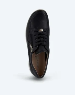 Sneaker in Weite H mit Perforation