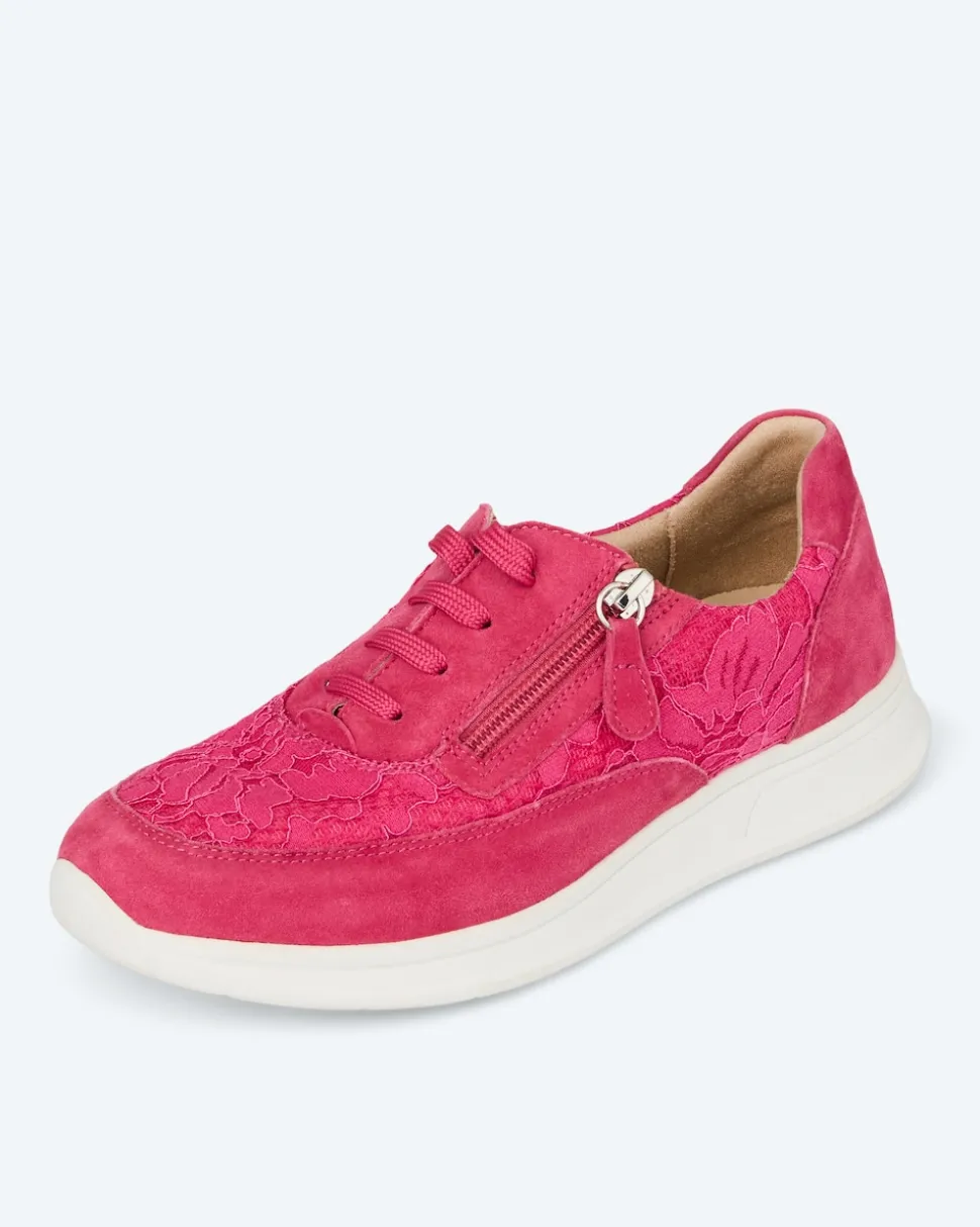 Sneaker mit Blumenspitze