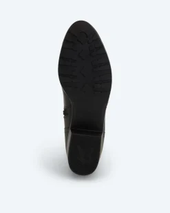 Stiefelette mit Deko
